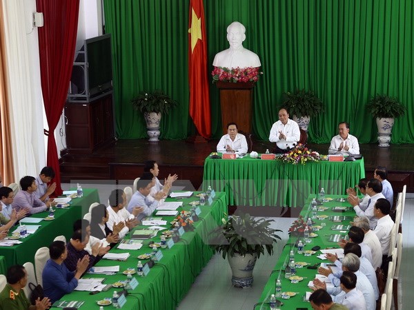 Phó Thủ tướng Nguyễn Xuân Phúc tại buổi làm việc. (Ảnh: Duy Khương/TTXVN)