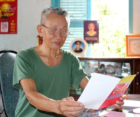 Ông Lê Thanh Lân xúc động đọc thư mời họp mặt truy tặng danh hiệu 