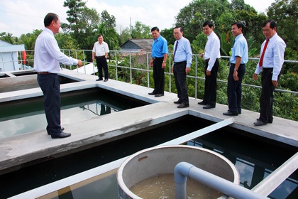 Hệ thống cấp nước xã Tân Phú khánh thành đã đáp ứng được mong mỏi lâu nay của người dân về nhu cầu sử dụng nước sạch.