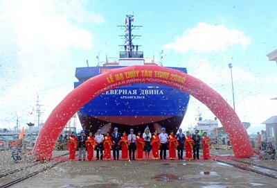 Lễ hạ thủy tàu hút bùn Severnaya Duina (TSHD 2000) - Ảnh VGP/Hồng Hạnh