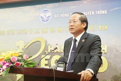 Thứ trưởng Bộ Thông tin và Truyền thông Trương Minh Tuấn cho biết loạt chương trình này được thẩm định qua nhiều khâu trước khi lên sóng. (Ảnh: T.H/Vietnam+)