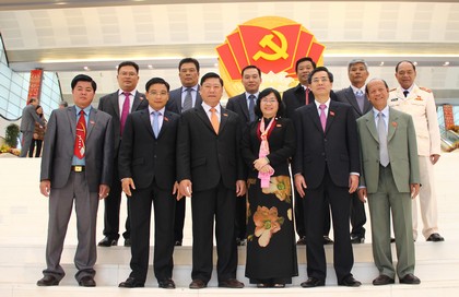 Đoàn đại biểu Đảng bộ tỉnh Vĩnh Long dự Đại hội XII của Đảng