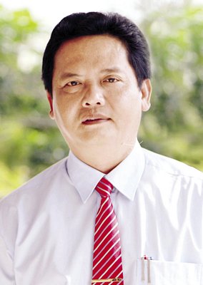 Đồng chí HỒ VĂN MINH - Tỉnh ủy viên, Bí thư Huyện ủy Long Hồ 