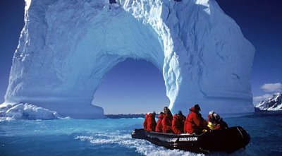 Các nhà khoa học thám hiểm Nam Cực. (Nguồn: cimsec.org)