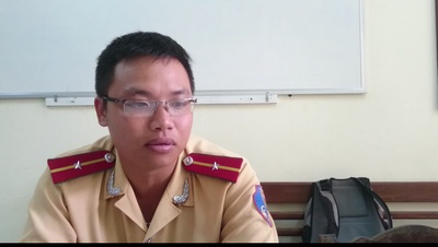 Thiếu úy Huỳnh Phước Chiến - người có cách xử phạt có một không hai.