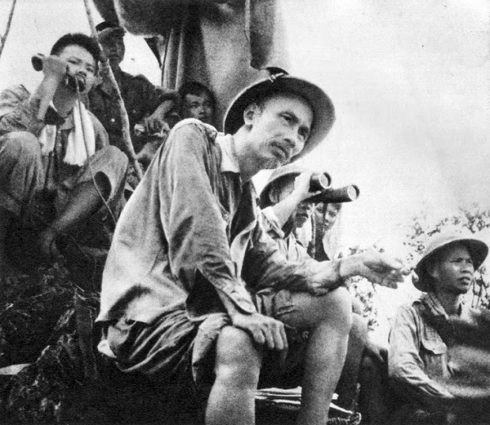 Chủ tịch Hồ Chí Minh dõi theo mặt trận suốt thời gian chiến dịch Biên giới.