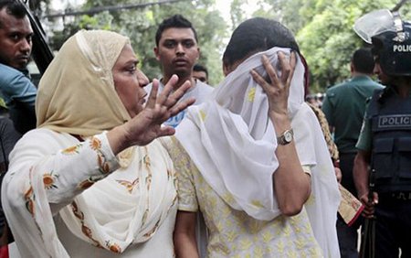 Vụ bắt cóc con tin khiến người dân Bangladesh bàng hoàng. (Ảnh: AP)