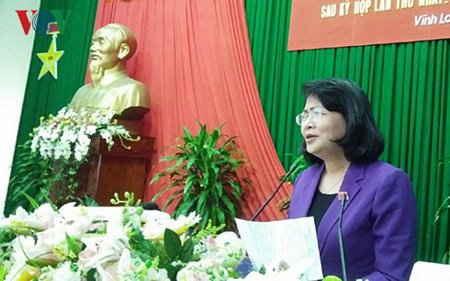 Phó Chủ tịch nước Đặng Thị Ngọc Thịnh phát biểu tại cuộc tiếp xúc cử tri