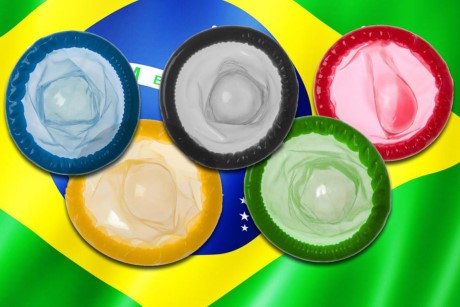 Theo dự kiến, ban tổ chức Olympic Rio 2016 sẽ phát miễn phí 450.000 chiếc bao cao su cho vận động viên, cao hơn nhiều so với con số 150.000 chiếc của Olympic London 2012 và 100.000 chiếc của Olympic Bắc Kinh 2008.