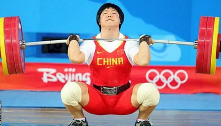 Đô cử Liu Chunhong tại Olympic 2008. Ảnh: Getty Images