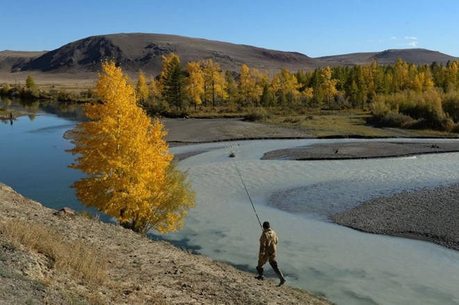 Altai nổi tiếng với núi non, sông băng và thác nước. (Nguồn: Sputnik)