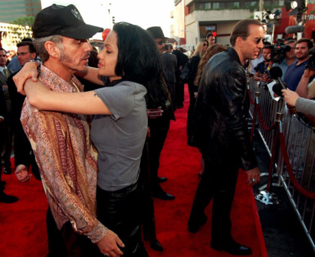 Cũng trong năm 1999, Angelina Jolie được đảm nhận vai chính cùng với Billy Bob Thornton trong bộ phim 