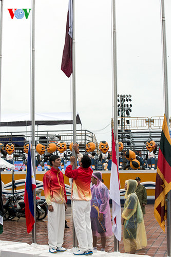 Lễ thượng cờ Qatar.