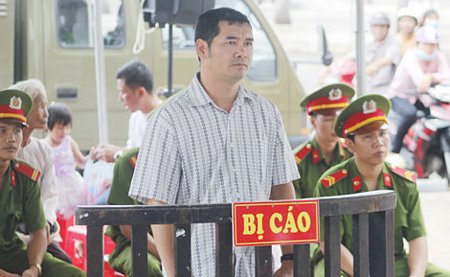 Bị cáo Trần Kiều Hưng tại phiên xử lưu động sáng 30/9.
