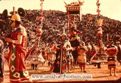 Lễ tế thần Mặt Trời của người Inca (người da đỏ ở miền Nam châu Mỹ).