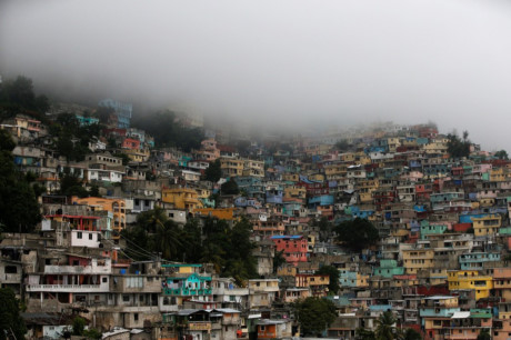 Siêu bão Matthew đổ bộ vào Port-au-Prince (Haiti). (Nguồn: Reuters)