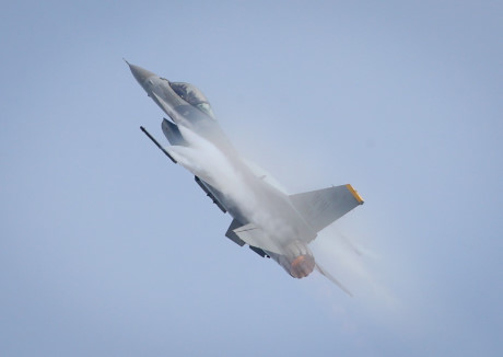 Máy bay chiến đấu F-16. (Nguồn: asiaone.com)