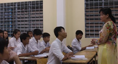 Học sinh Trường THPT Nguyễn Hiếu Tự tham gia BHYT đạt khá cao trong mặt bằng chung các trường.