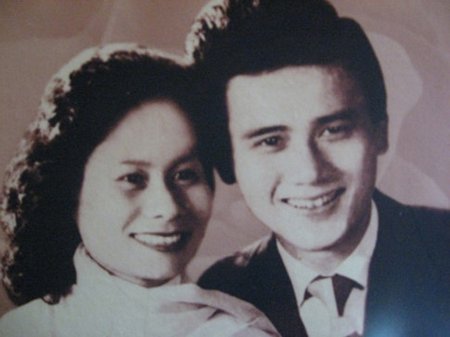 Vợ chồng nghệ sĩ Phạm Bằng hồi trẻ, vợ là người mà ông yêu thương nhất trong suốt cuộc đời mình.
