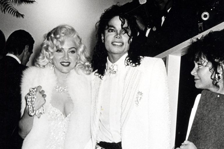 “Nữ hoàng nhạc Pop” Madonna đã có dịp hội ngộ cùng “ông hoàng nhạc Pop” Michael Jackson trong lễ trao giải Oscar lần thứ 63 vào năm 1991.