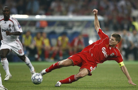 Năm 2007, Gerrard tiếp tục cùng Liverpool đối đầu Milan ở chung kết Champions League nhưng lần này, The Reds đã thất bại với tỷ số 1-2.