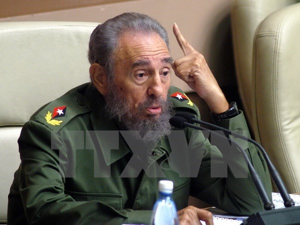 Lãnh tụ Cuba Fidel Castro tại phiên họp Quốc hội lần thứ sáu ở La Habana ngày 22/12/2005. (Ảnh: AFP/TTXVN)