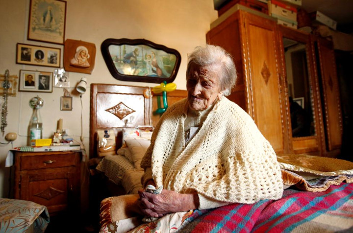 Được sinh vào tháng 11/1899, cụ bà Emma Morano đã sống qua 3 thế kỷ, qua 2 cuộc chiến tranh thế giới và hơn 90 lần thay đổi chính quyền Italy. (ảnh: Reuters).