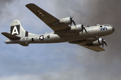 B-29 có tầm bay 5.960km nên vào năm 1943, Mỹ quyết định tung máy bay này vào mặt trận Thái Bình Dương để đối phó với Nhật Bản.