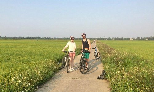 Đạp xe leo núi ở Đà Nẵng: Đây là cách tốt nhất để khám phá vùng quê tuyệt đẹp, những ngôi làng nhỏ và những ngọn núi biếc ở Đà Nẵng. Ảnh: Clandejoe.