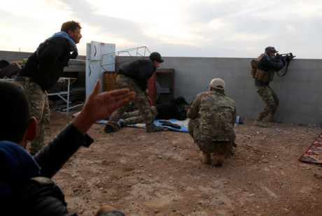 Trận chiến Mosul ở vào thế giằng co trong gần 1 tháng. Ảnh chụp hôm 29/12.