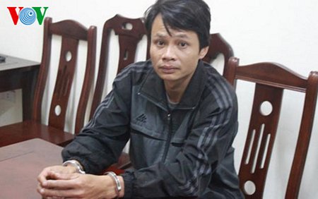 Đối tượng Vi Văn Thẩu bị bắt giữ sau 16 năm trốn truy nã dưới vỏ bọc đại biểu HĐND xã