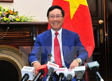Phó Thủ tướng Chính phủ, Bộ trưởng Ngoại giao Phạm Bình Minh trả lời phỏng vấn. (Ảnh: Nguyễn Khang/TTXVN)