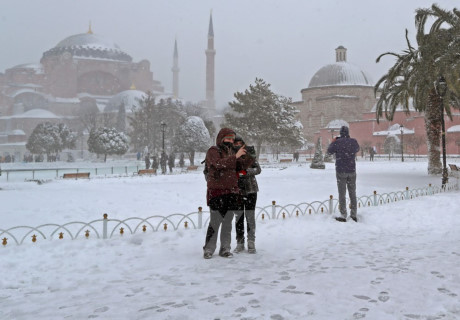 Tuyết phủ trắng xóa ở Istanbul, Thổ Nhĩ Kỳ ngày 7/1. (Nguồn: EPA/TTXVN)