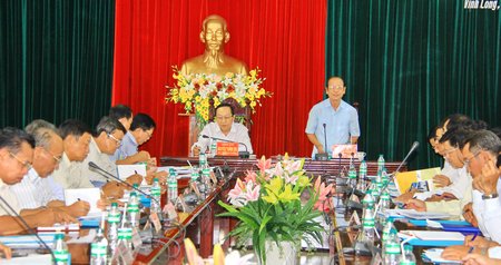 Phó Bí thư Thường trực Tỉnh ủy- Trương Văn Sáu chỉ đạo tại hội nghị tổng kết năm của Ban Tổ chức Tỉnh ủy.