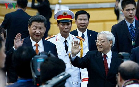 Tổng Bí thư Nguyễn Phú Trọng và Tổng Bí thư, Chủ tịch Trung Quốc Tập Cận Bình trong chuyến thăm Việt Nam hồi tháng 11/2015.