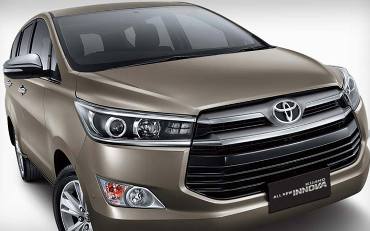 Toyota Innova (Ảnh: CarAndBike)