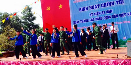Sân khấu hóa cuộc đời hoạt động cách mạng của cố Chủ tịch HĐBT Phạm Hùng.
