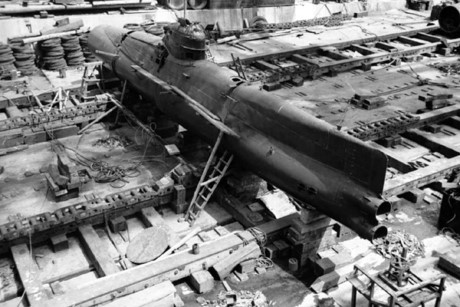 Loại D thực sự là một thiết kế mới so với loại A. Loại D là tàu ngầm mini lớn nhất của Nhật, với mức choán nước là khoảng 60 tấn, độ dài 26m và thủy thủ đoàn gồm 5 người.