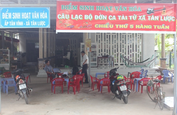 Điểm sinh hoạt văn hóa ấp Tân Vĩnh tại nhà ông Nguyễn Văn Thum.