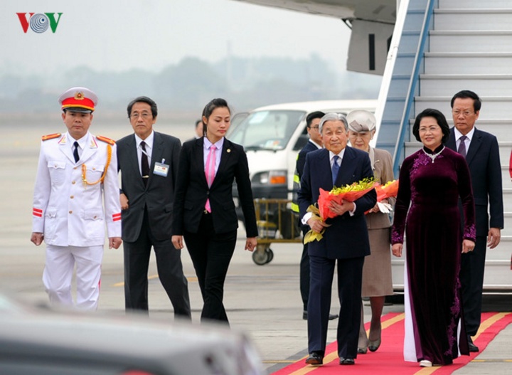 ​Chuyến thăm của Nhà vua Nhật Bản và Hoàng hậu tới Việt Nam diễn ra trong bối cảnh quan hệ Đối tác chiến lược sâu rộng vì hòa bình và phồn vinh ở châu Á giữa hai nước ngày càng phát triển tốt đẹp, toàn diện trên nhiều lĩnh vực.