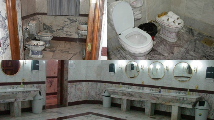 Đây là phòng vệ sinh trong cung điện Al-Faw của cựu Tổng thống Saddam Hussein, nằm ở thủ đô Baghdad, Iraq. Tất cả mọi thứ tại đây đều được làm bằng đá cẩm thạch, đôi chỗ thậm chí còn được dát vàng.