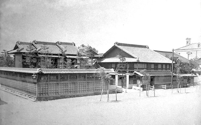 Khách sạn ở Nagoya (1880). (Ảnh: KTS Đoàn Bắc cung cấp)