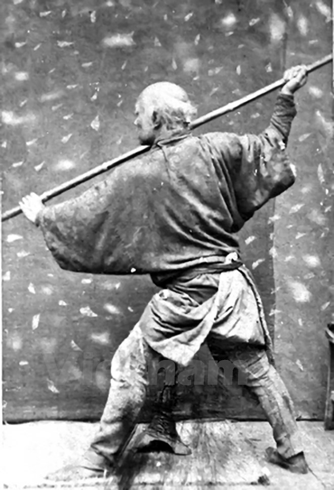 Đàn ông Nhật Bản (1880). (Ảnh: KTS Đoàn Bắc cung cấp)