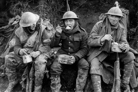 Khẩu phần ăn dành cho quân nhân Anh tại thung lũng Ancre, tháng 10/1916.
