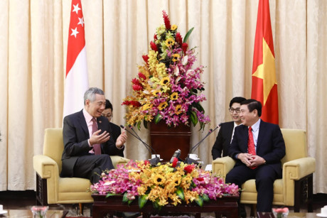 Ngài Thủ tướng tin tưởng rằng, trên nền tảng mối quan hệ chính trị tốt đẹp giữ hai nước, quan hệ kinh tế thương mại và đầu tư sẽ phát triển mạnh mẽ hơn trong thời gian tới, cả trên bình diện song phương và trong khu vực ASEAN. (ảnh: zing.vn)