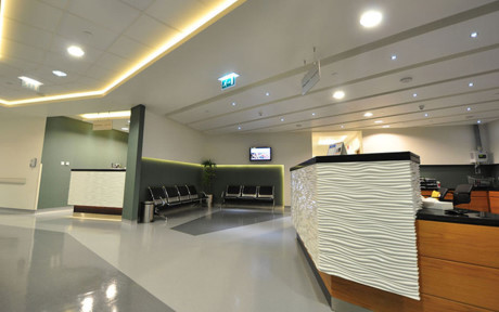 Bệnh viên Mediclinic City ở Dubai xa xỉ như nơi nghỉ dưỡng 5 sao