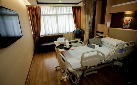 Bệnh viện Gleneagles ở Singapore có phí chăm sóc y tế lên tới 14.000 USD cho bệnh nhân nằm viện 2 ngày