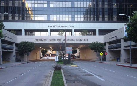 Trung tâm ý tế Cedars-Sinai ở Los Angeles (Mỹ) có dịch vụ chăm sóc bệnh nhân siêu đắt đỏ. Chi phí một giường đơn lên tới 3.000 USD.