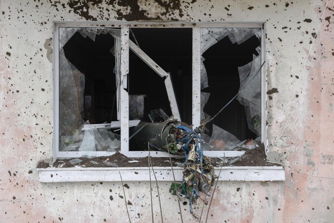 Vụ nổ đã làm một người thiệt mạng, 5 người bị thương và gần 20.000 phải sơ tán. Chính quyền Ukraine đã thành lập vùng an toàn có bán kính 7 km quanh khu vực xảy ra sự việc.