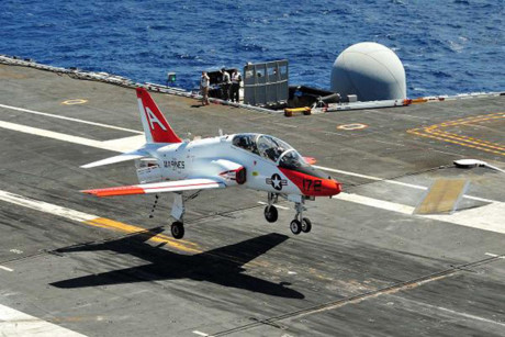 T-45 có tầm bay 1.288km, trần bay là 12.950m. Theo yêu cầu của hải quân Mỹ, có khoảng 223 chiếc được sản xuất và T-45 sẽ hoạt động cho đến năm 2035.